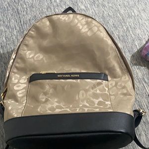 **MICHAEL KORS MORGAN MEDIUM LEOPARD JACQUARD**